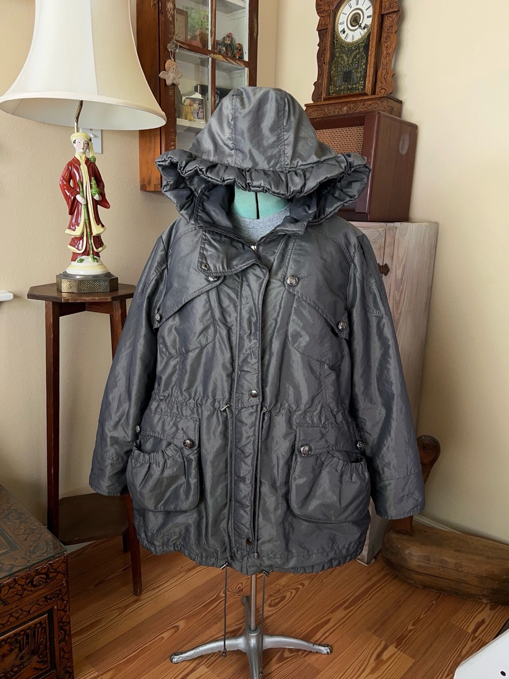 Vintage 90s Silver Grey Reflective Snow Parka Frilly Hood Puffer Jacket 1XL
